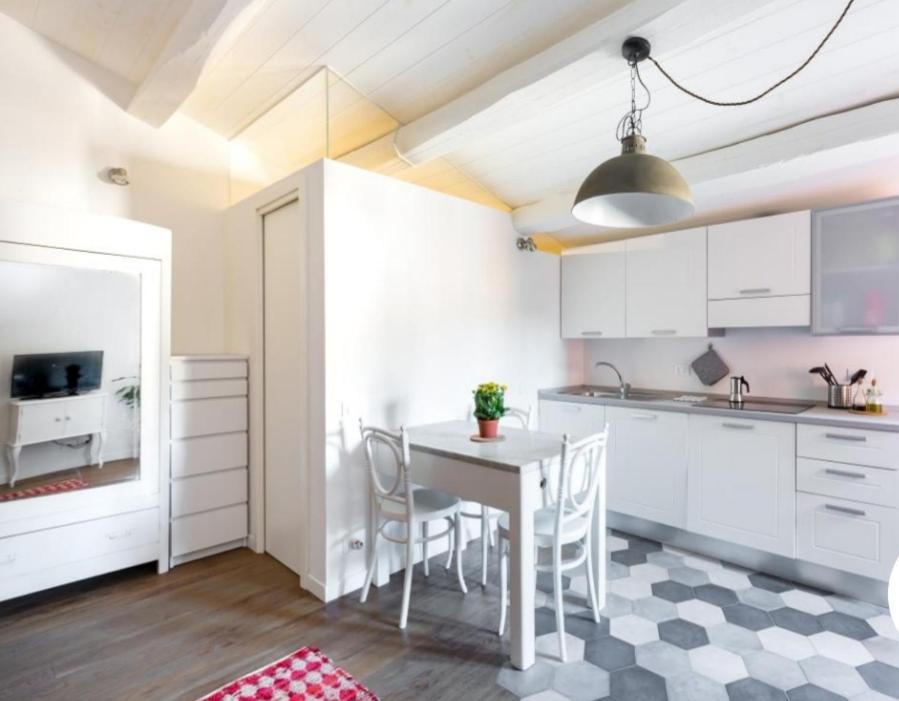 רומא Cozy Studio In Trastevere מראה חיצוני תמונה